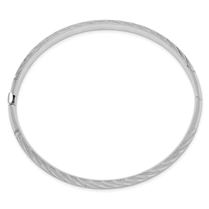 14k White Gold 62 mm Textured Diamondcut Twisted Hinged Bangle 695 grams Qgold Rings 14k White Gold 62 mm Textured Diamondcut Twisted Hinged Bangle 695 grams Qgold Rings